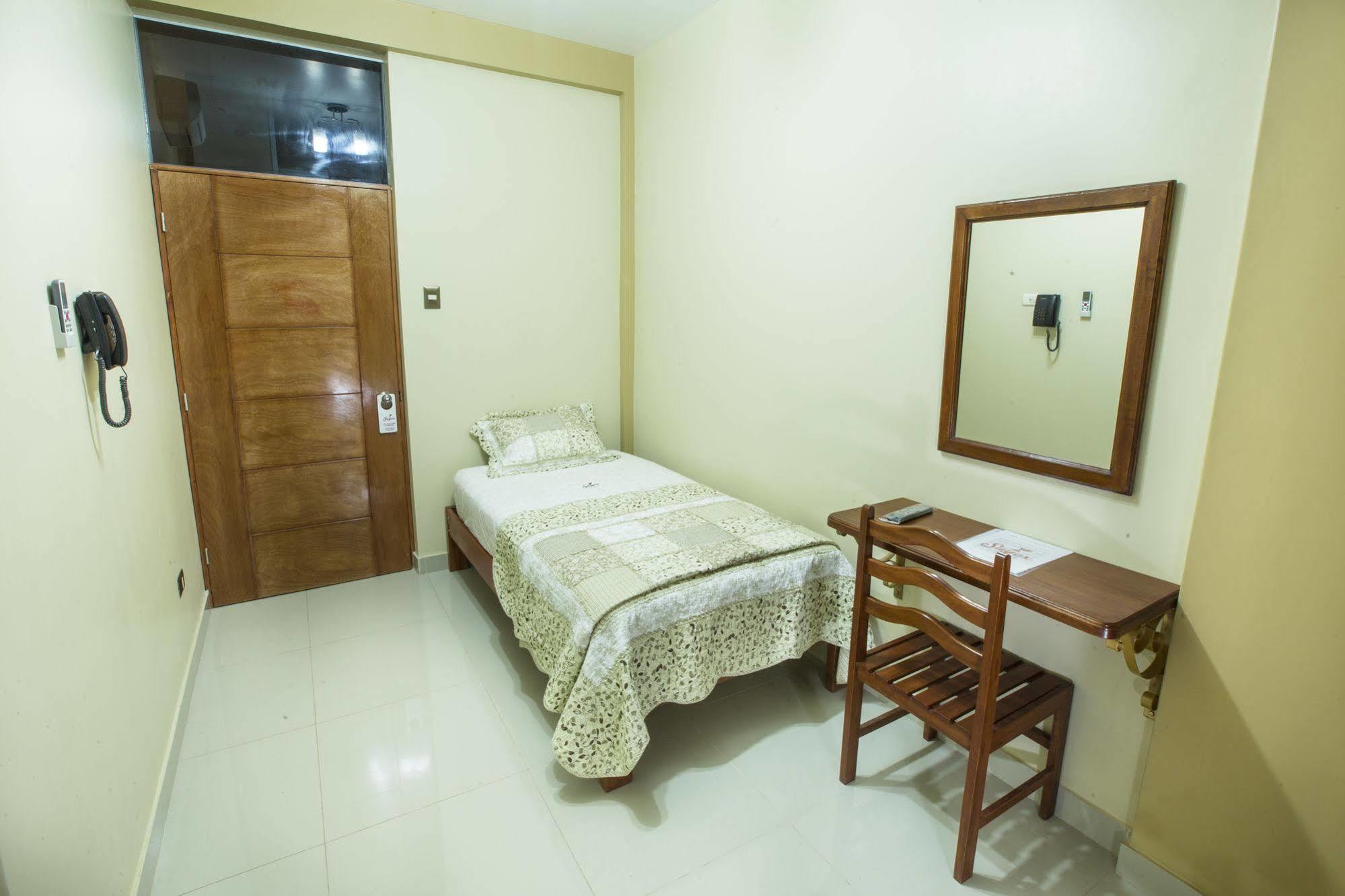 Hotel Suyox Tarapoto Eksteriør bilde